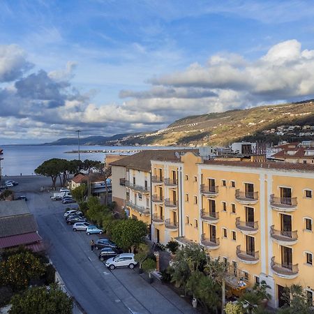 Hotel Cala Del Porto Vibo Valentia Marina Esterno foto