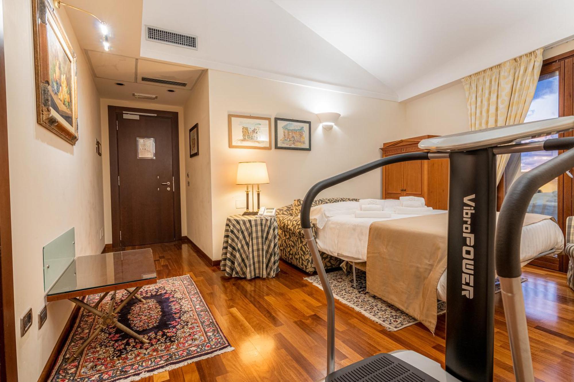 Hotel Cala Del Porto Vibo Valentia Marina Esterno foto