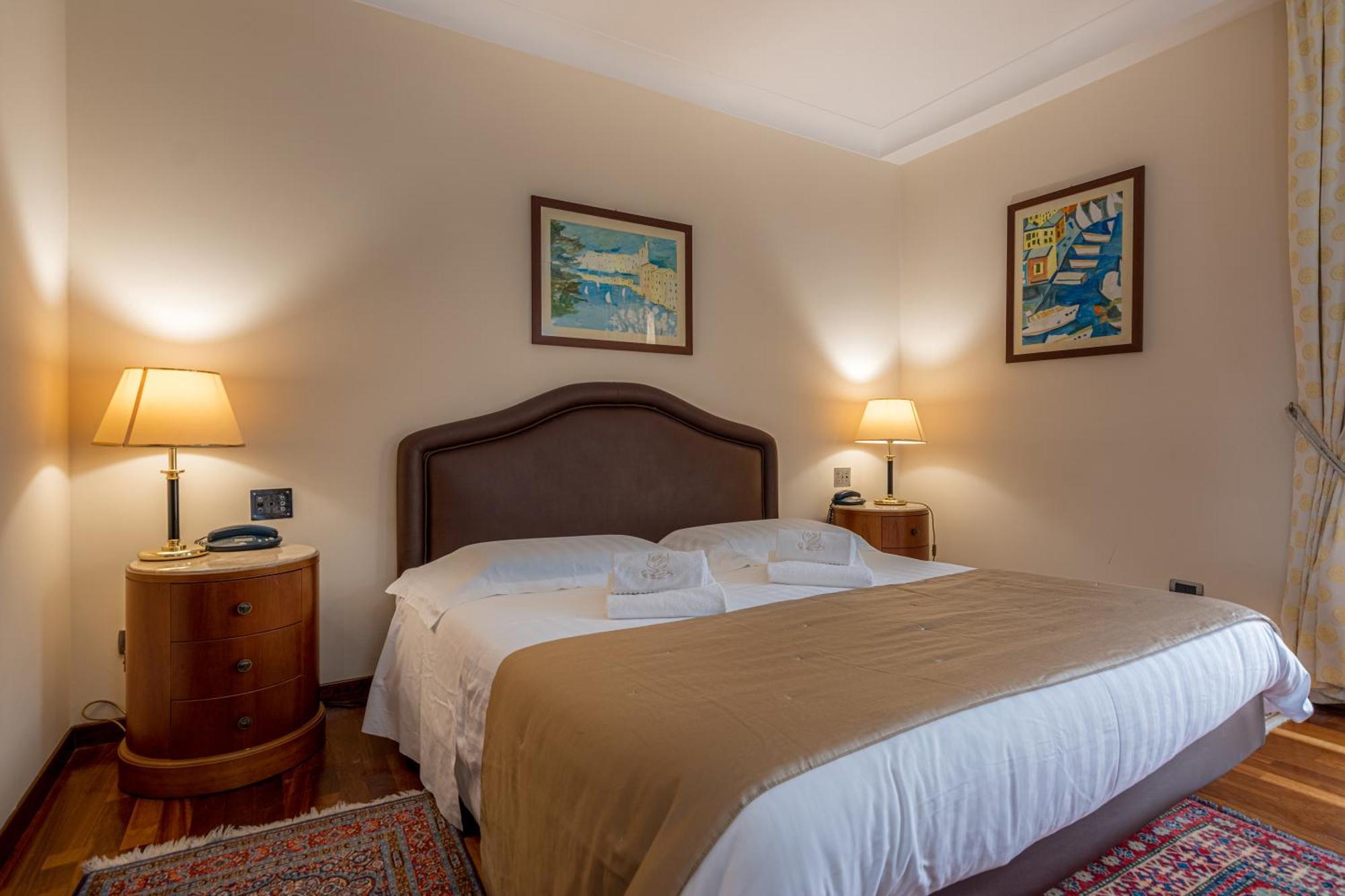 Hotel Cala Del Porto Vibo Valentia Marina Esterno foto