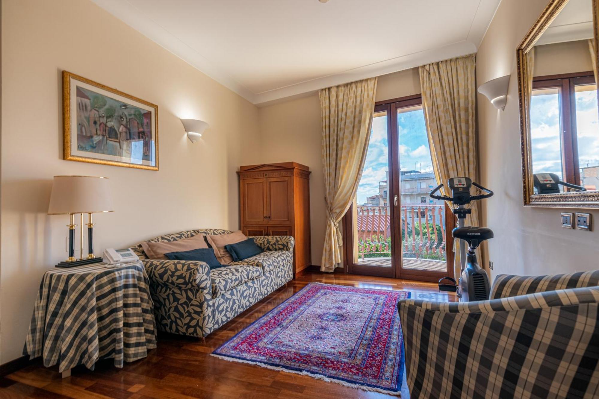 Hotel Cala Del Porto Vibo Valentia Marina Esterno foto